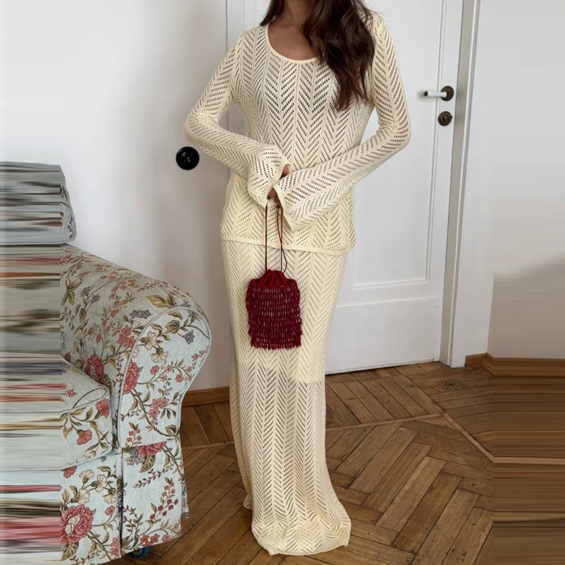 

Leisure O-neck Long Sleeved Top + Skirt Spring Set Simple Solid Color Knitted Holiday Suit Women Fashion Hollow Out Beach Outfit