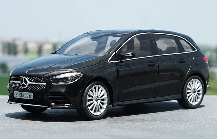 Diecast Model Car Shop 1/18 Mercedes B-Klasse Model Car Benz B