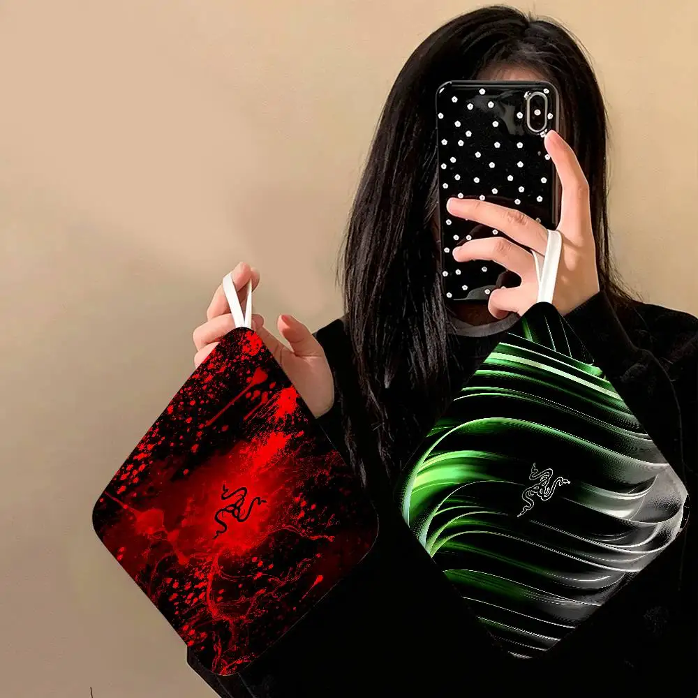 Razer Logo Game Polyester Cotton Hanging Hand Towel, Super Absorbent Hand Wiping Towel for Daily Household Use