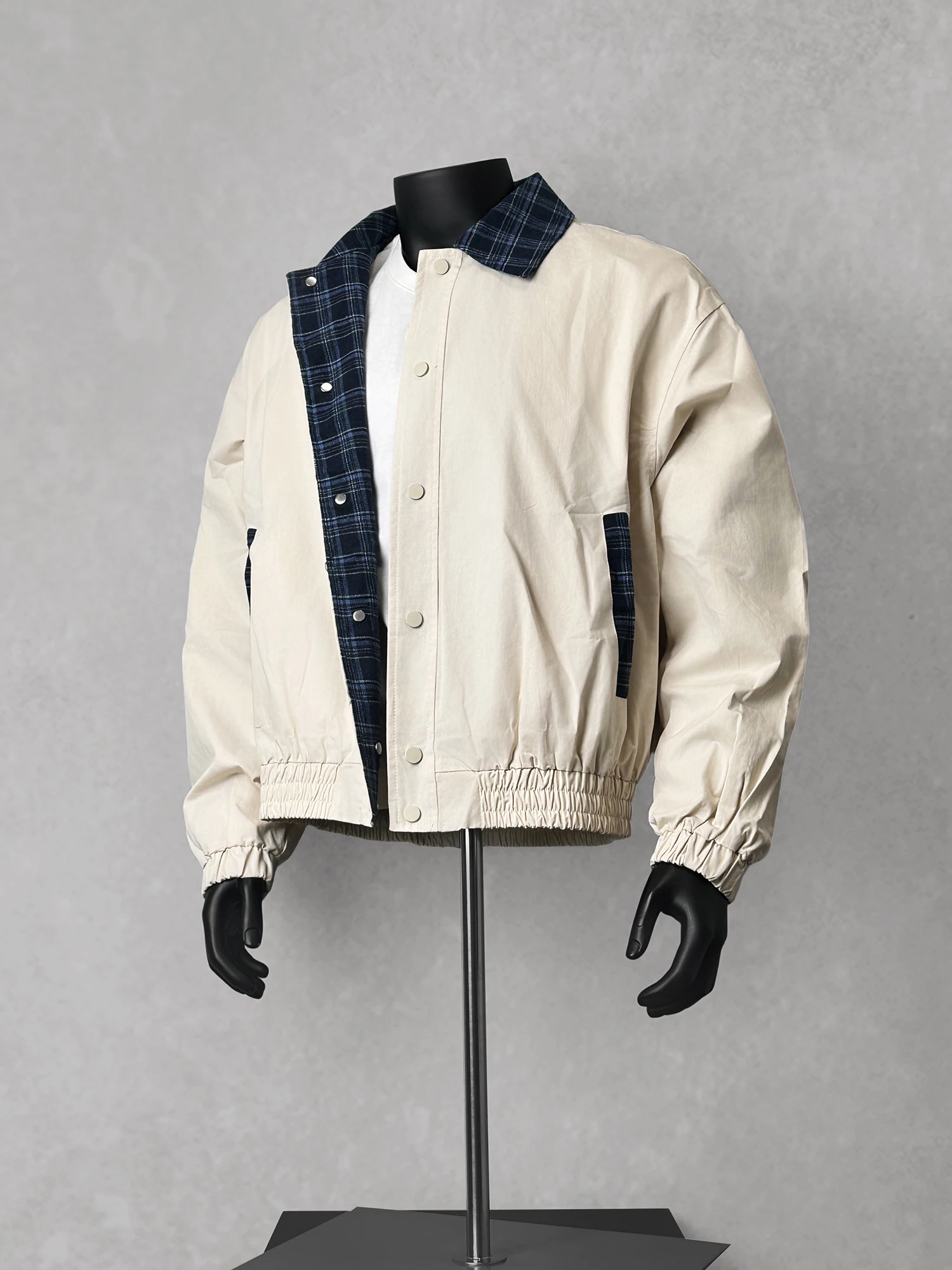 

Мужская модная куртка ANXIE: Американский клетчатый дизайн, цветной воротник, 100% хлопок, уникальный стиль, рекомендуется.