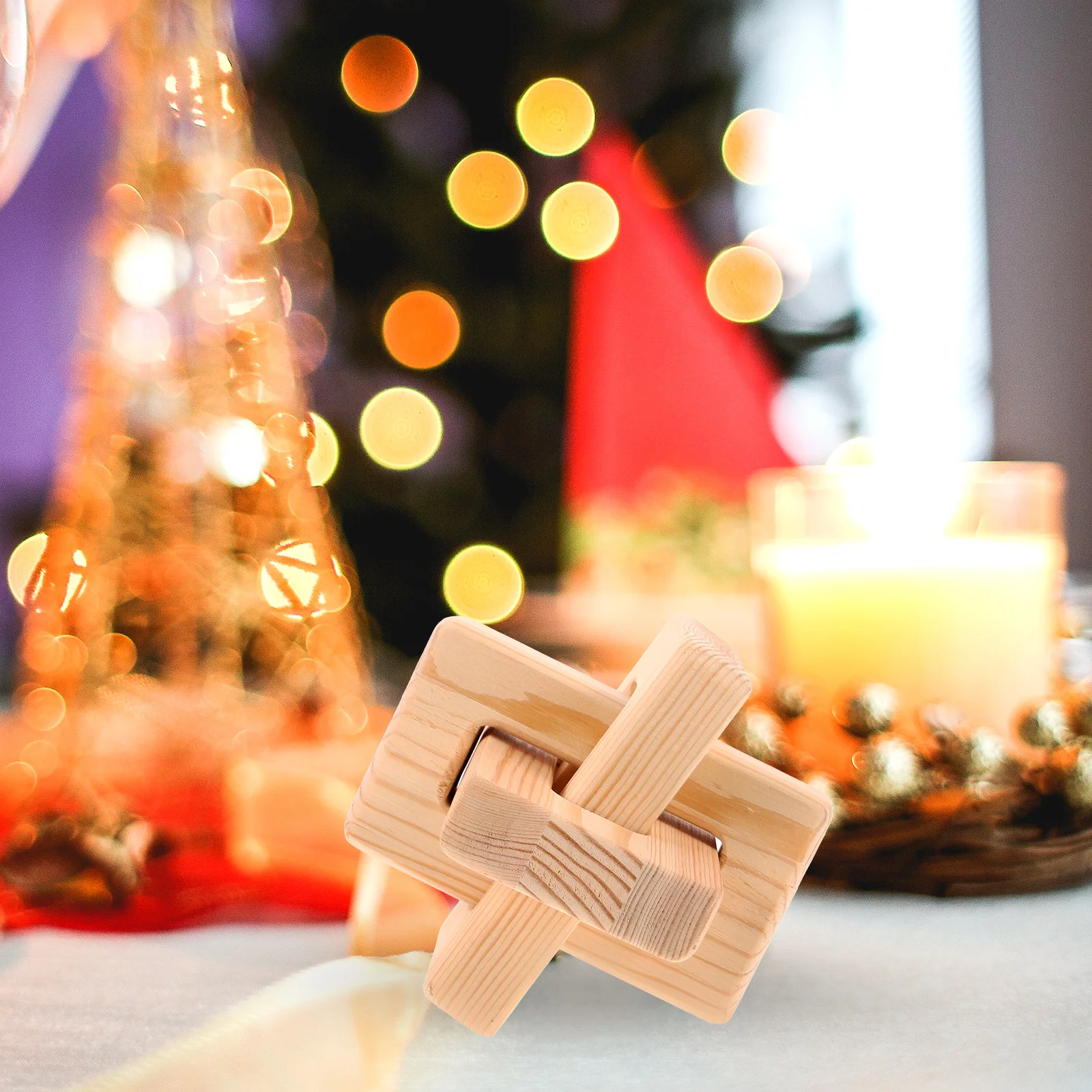 

Wooden Chain Three Ring Buckle Ornament Natural Wood Knot Decor for Home Office Desktop Living Room Bedroom Decorative Chain