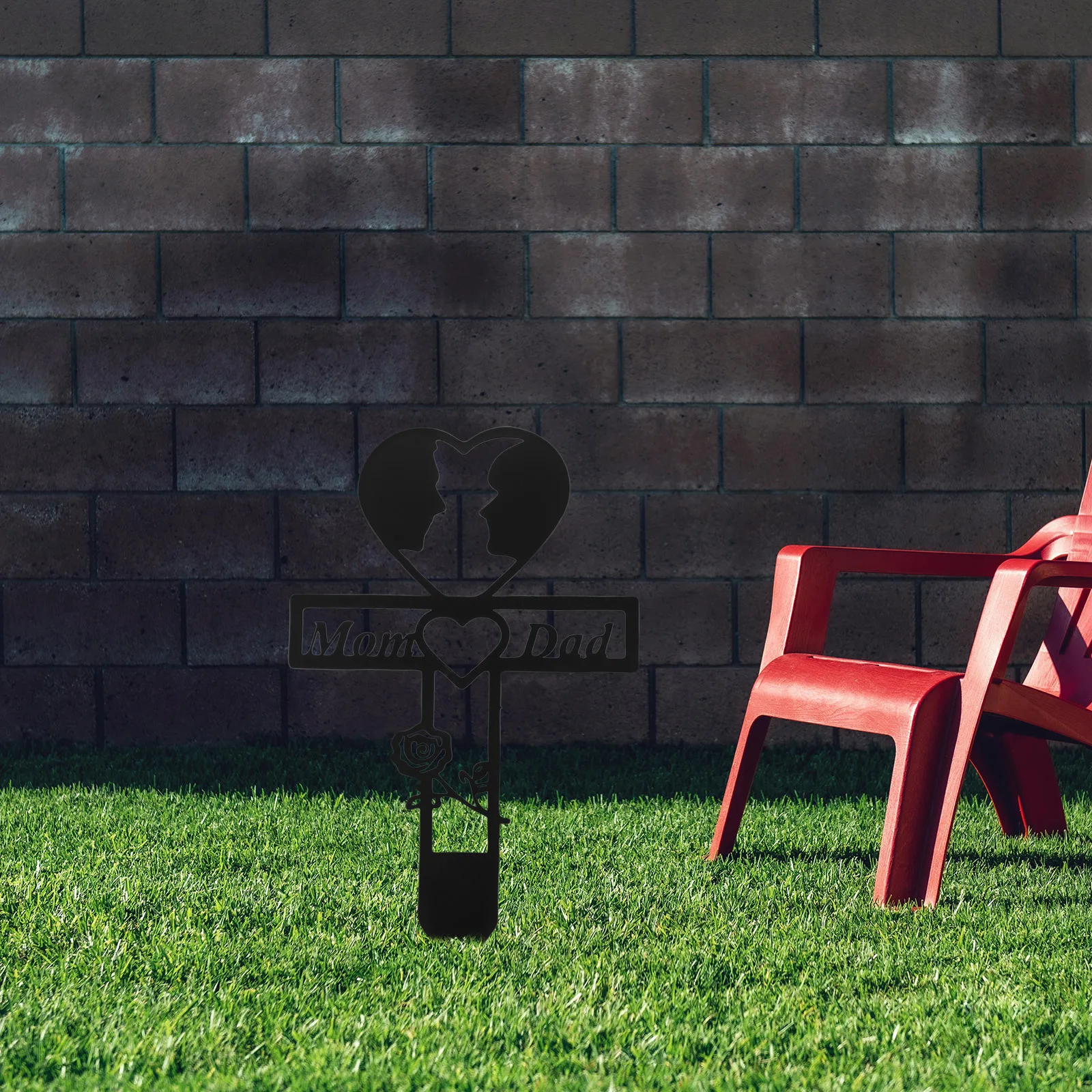 

Memorial Heart Shaped Metal Stake Cemetery Grave Decoration Durable Garden Yard Sign Grave Plaque Stake Stakes for Garden