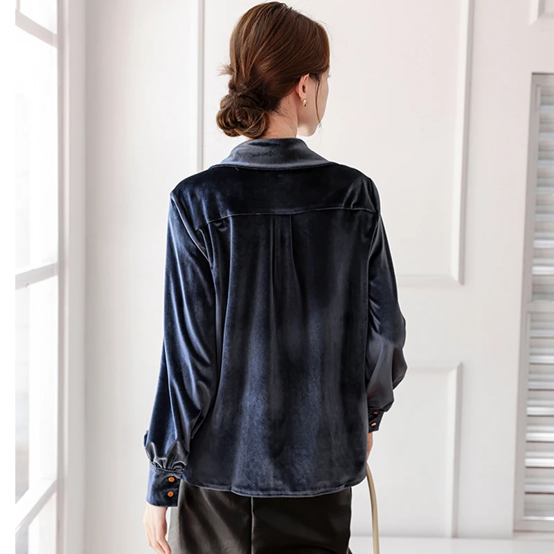 Camicia in velluto blu navy da donna 2025 Camicetta francese elegante a maniche lunghe per stratificazione Camicia da ufficio basic autunno inverno