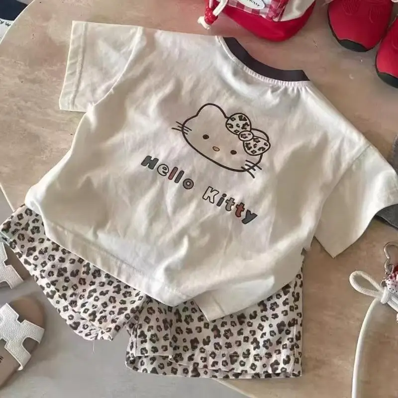 

Sanrio Cartoon Short-Sleeved Hello Kitty Kawaii T-Shirt Girl Korean New Style Fashion Summer Clothing Leopard Print FloralShorts