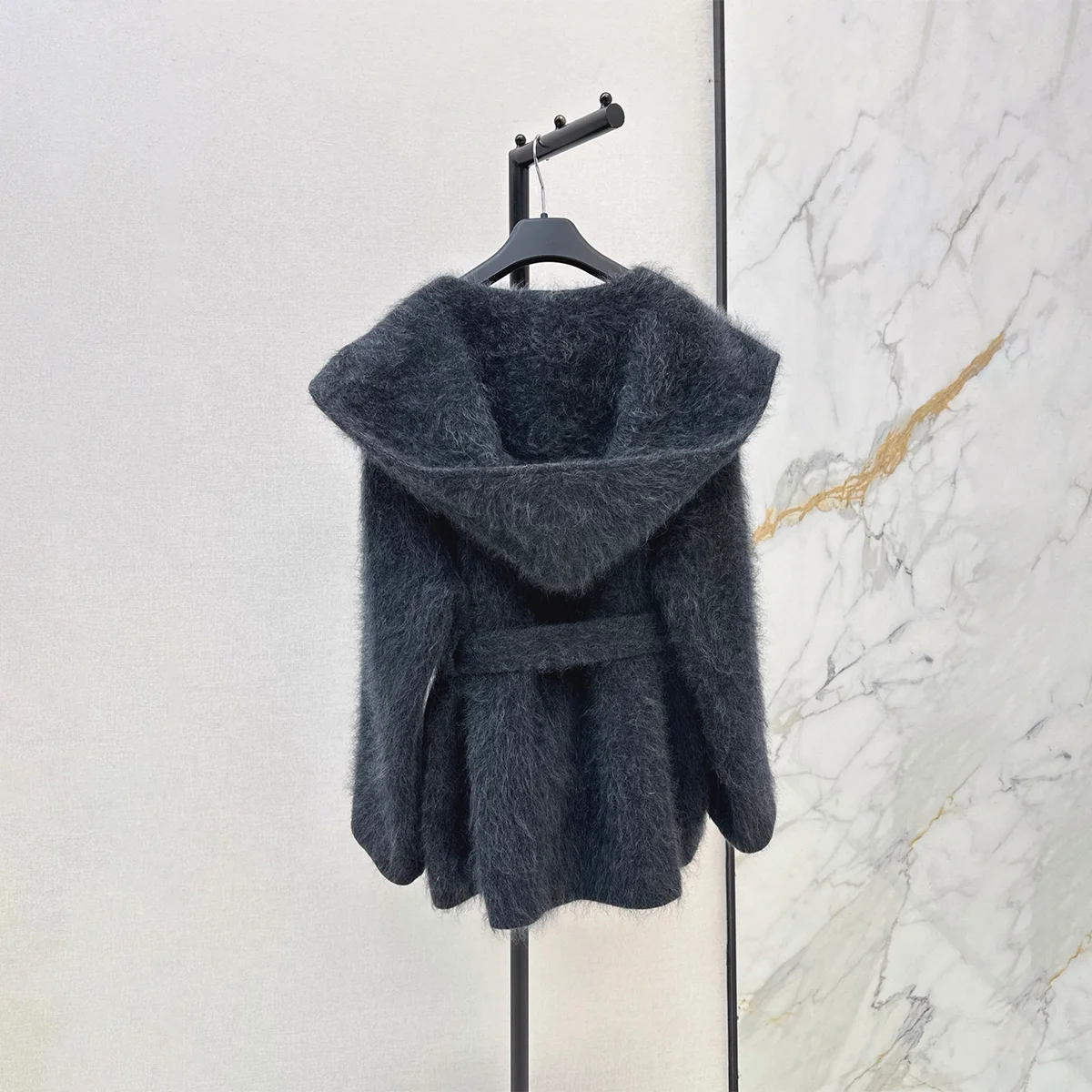 2026 High Quality Women's Big Collar Strap Short Long Hair Coat--hb812