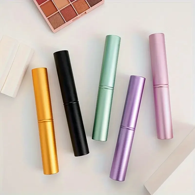 チークとアイシャドウのメイクブラシセット,ファンデーション,チーク,ブレンド,美容用の繊細で柔らかいツール,5個