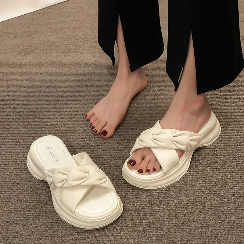 Slippers Platform Shoes Woman 2024 Cross-Tied Shale Female Beach Low Luxury Slides Pantofle Soft Sabot Designer Summer