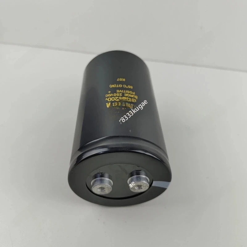 Kapasitansi 3300UF 450VDC