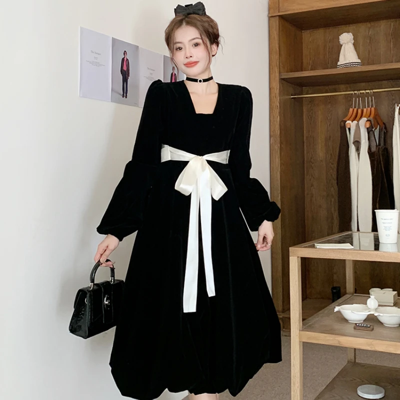 

MOYISU Vintage Women Autumn Winter Long Dress Female French Fashion Long Sleeve Velvet Dress Lady Elegant Bandage Bow Dresses