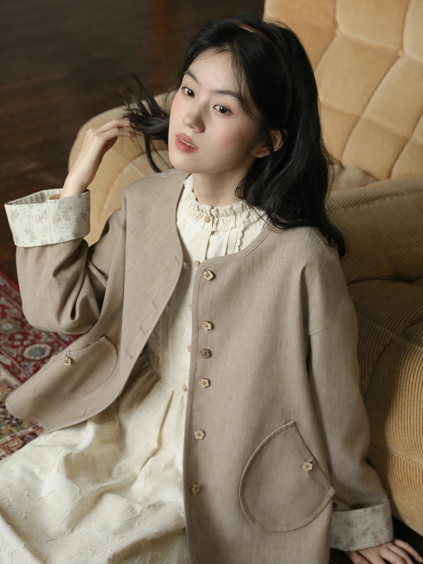 

Женская тонкая верхняя одежда Nesoulum с цветочным принтом и лоскутным шитьем, весенняя, в художественном винтажном стиле, свободного кроя, с круглым вырезом и пуговицами