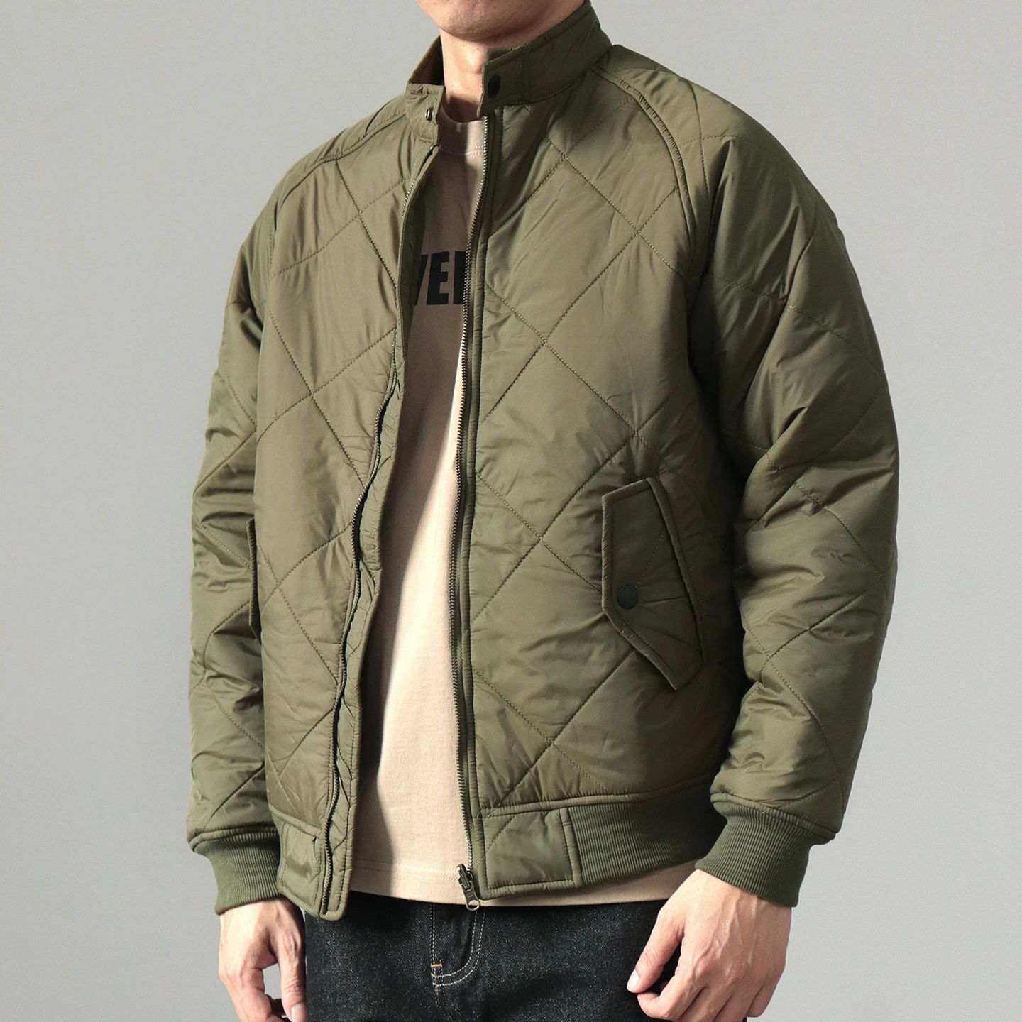 

Мужская ретро-куртка в американском стиле, стеганая, из хлопка, повседневная, черная, теплая, с длинными рукавами, на молнии, из полиэстера