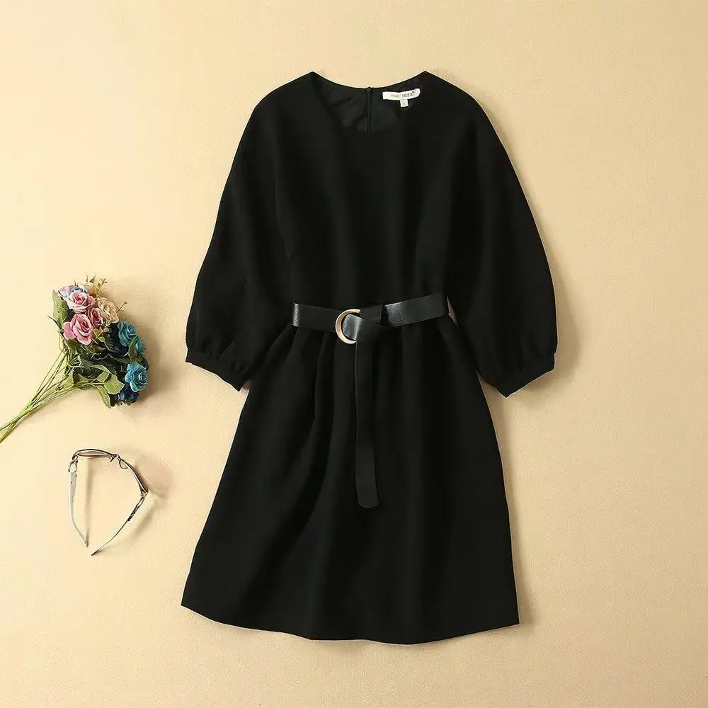 

2023 New Listing High End Women's Fashion Celebrity Xiao Xiangfeng Black Bubble Sleeved Dress Shows Slimming Waist And Small In