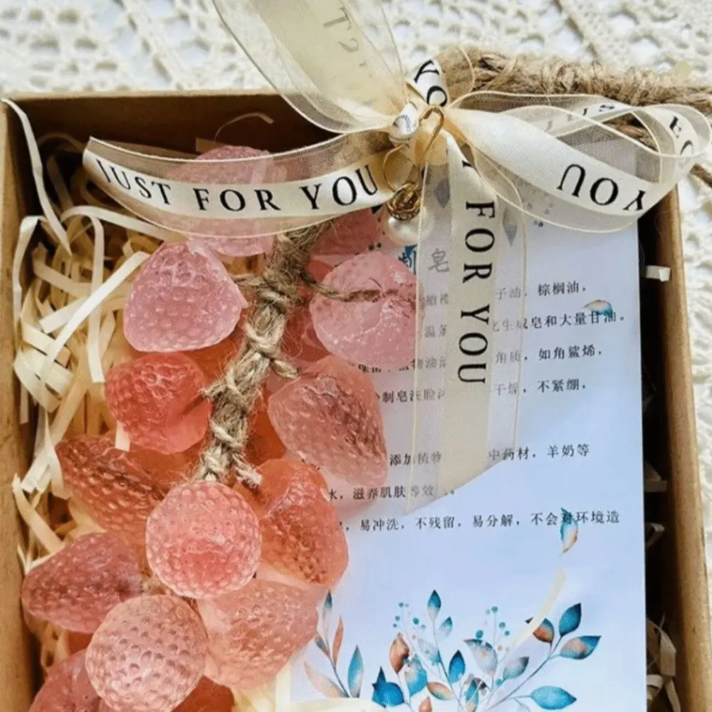 

New Portable Crystal Grape Soap Can Be Hung Washed Strawberry String Pink Crystal Soaps Fruity Aromatherapy Pendant