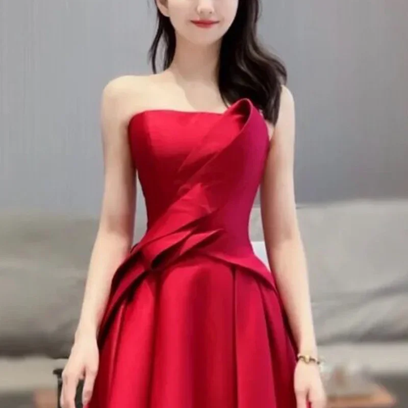 Customized Elegant Strapless Wedding Dress Slim Waist Red Temperament Prom Vestidos Luxury Pleat Robe 2024 Summer Chic Draped Dr