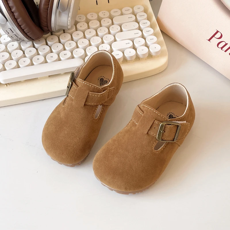 Girls Leather Shoes with Belt Buckle Anti Slip Soft Sole Round Toe Spring Autumn Outdoor Frosted Leather Casual Leather Shoes