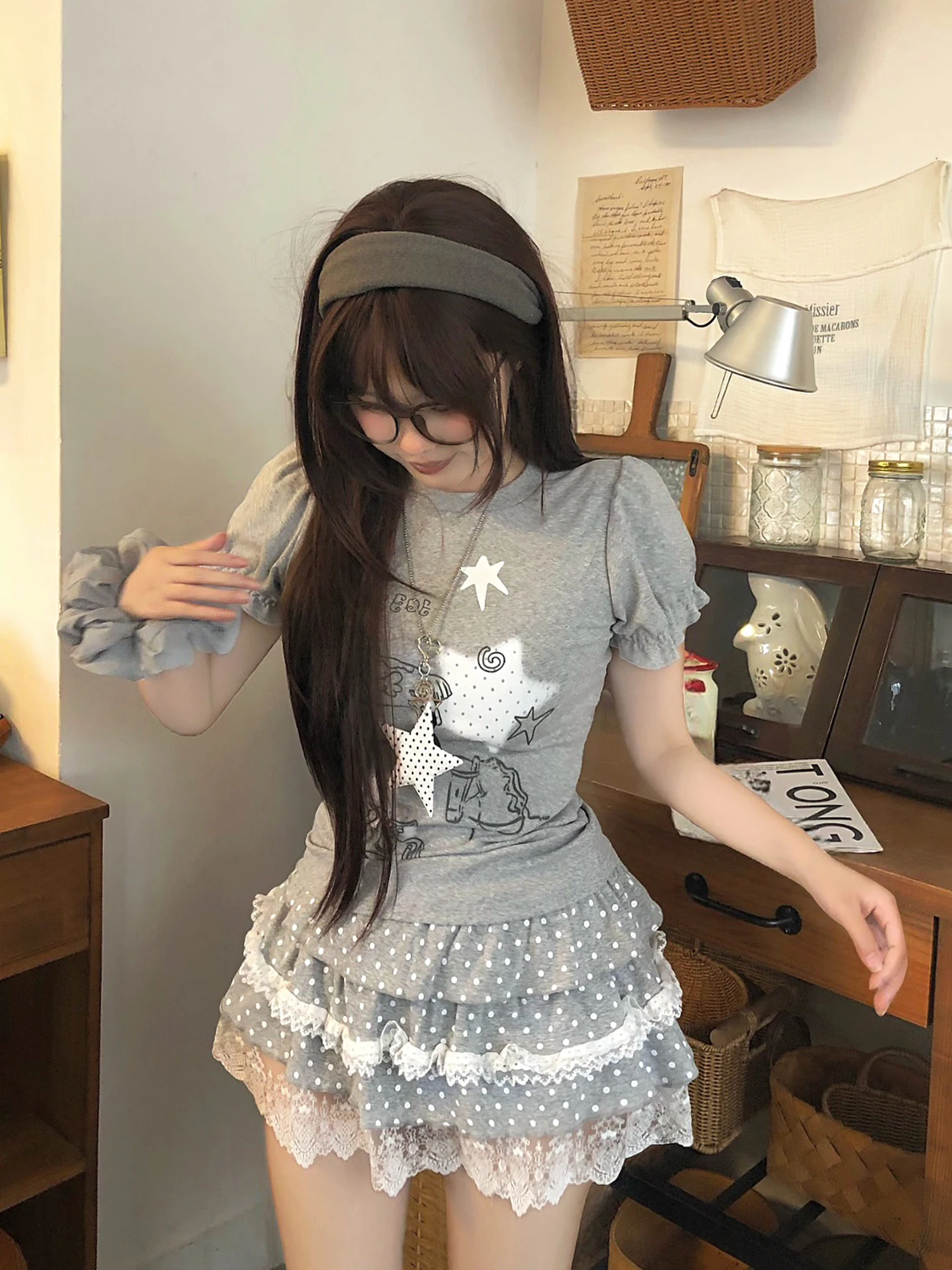 

Женская футболка TUDOU в корейском стиле с принтом звезд, с коротким рукавом, облегающая, с рукавами-фонариками, дышащая, из хлопка, летний топ