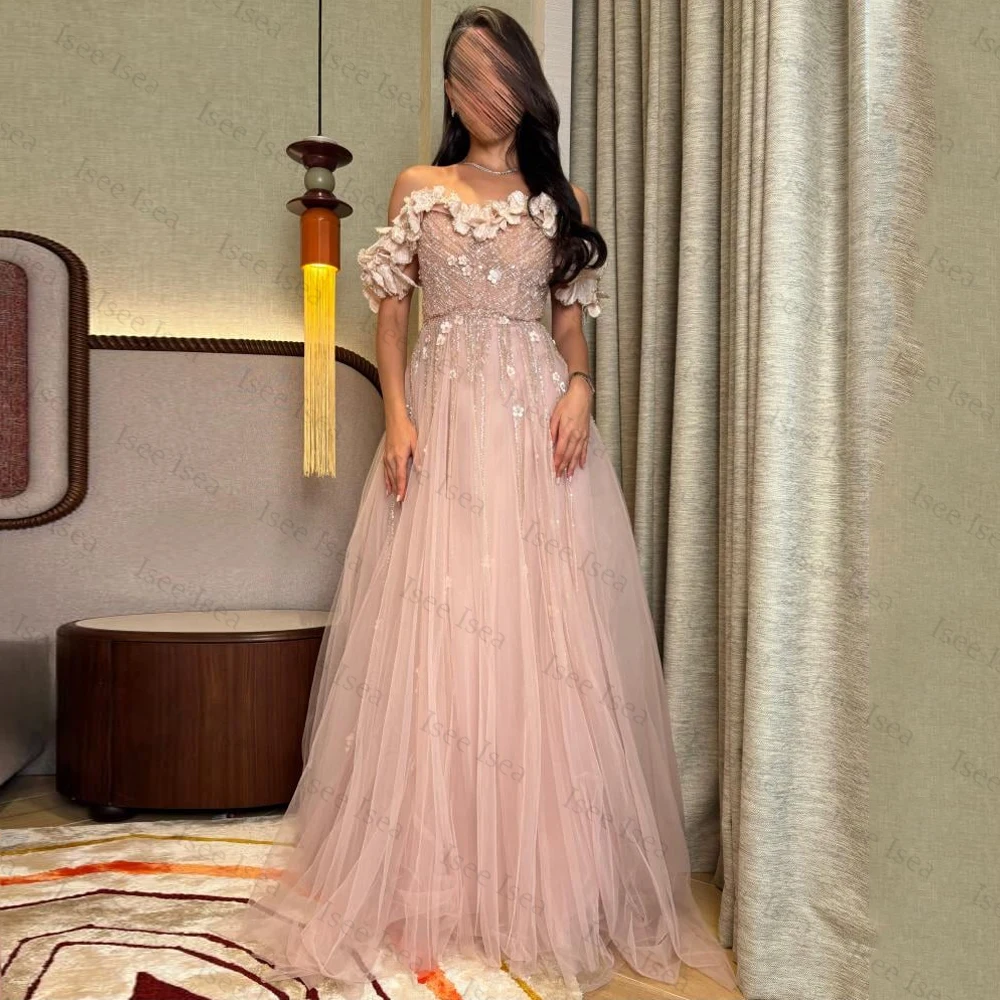 Элегантные вечерние платья с кристаллами и бисером