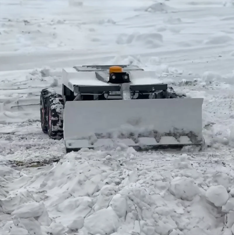 

Commercial Electric Snow Removal Lawn Mower Multi-Function Snow Clearing Machine