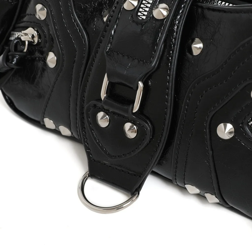 

Women'S Pu Shoulder Bag Rivet Decoration Fashion Armpit Handbag Y2k Biker Crossbody Bag European-American Retro Rivet Handbag