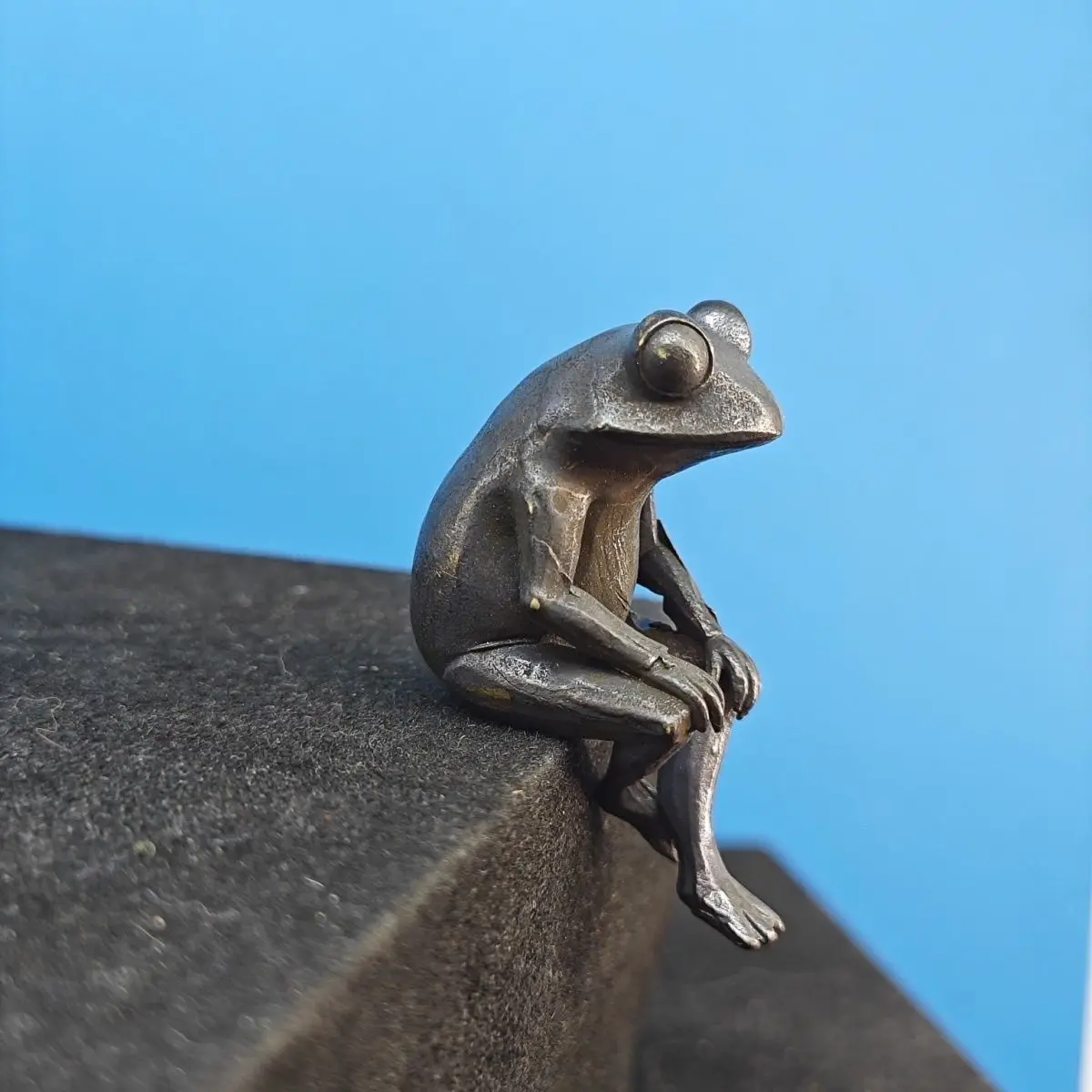 Retro Daze Frog Antique Statues Miniature Copper Animal Sitting Posture Model Home Desktop Car Decor Garden Bonsai Ornament Gift