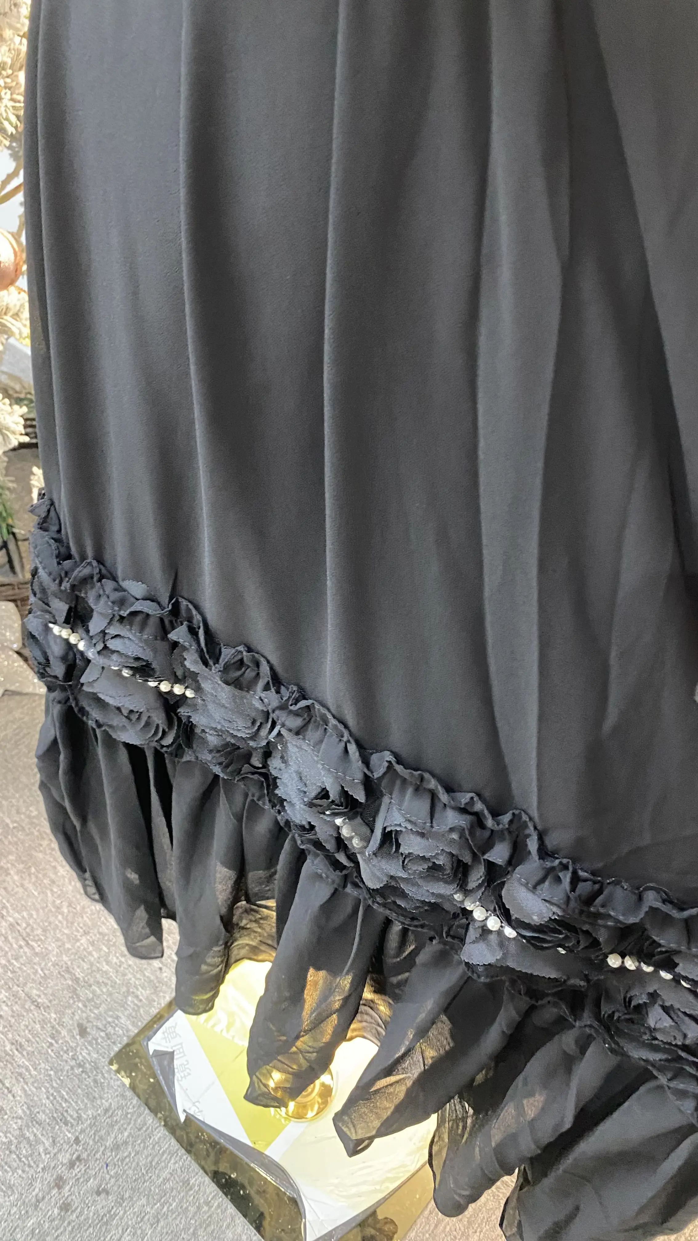 مجموعة خريف 2025: أنيقة، كاجوال، فضفاضة، رقبة على شكل حرف V طويلة مع زينة زهور ثلاثية الأبعاد وديكور.-GZXX072