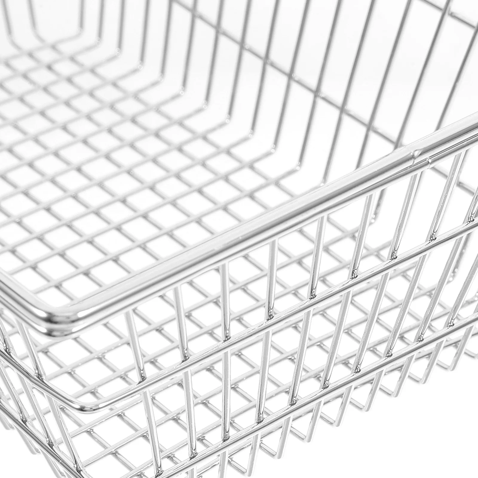 ตะกร้าช้อปปิ้งขนาดเล็ก ตะกร้าลวดโลหะสำหรับเด็ก รถเข็นแบบถือสำหรับเล่นสมมติ ตะกร้าเล็กทนทาน สำหรับเล่นบทบาทสมมติในซูเปอร์มาร์เก็ต กิจกรรมในห้องเรียน