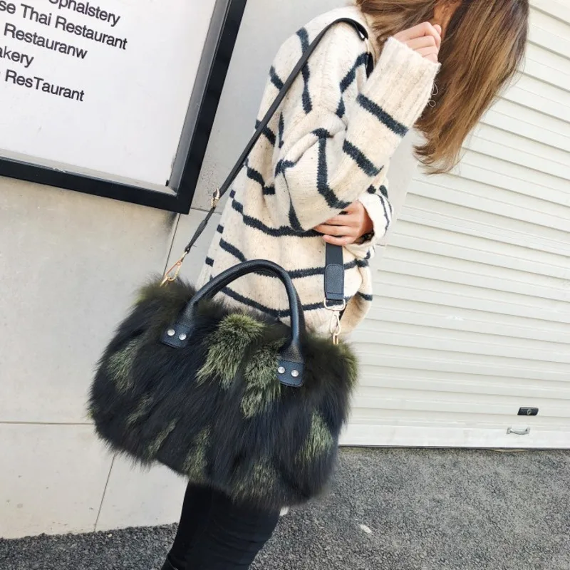 Fox Fur Bag Winter Women Fluffy Handbag Real Fur Bag Female Shoulder Crossbody Bag Evening Party Handbags Large Lady Clutch Bag