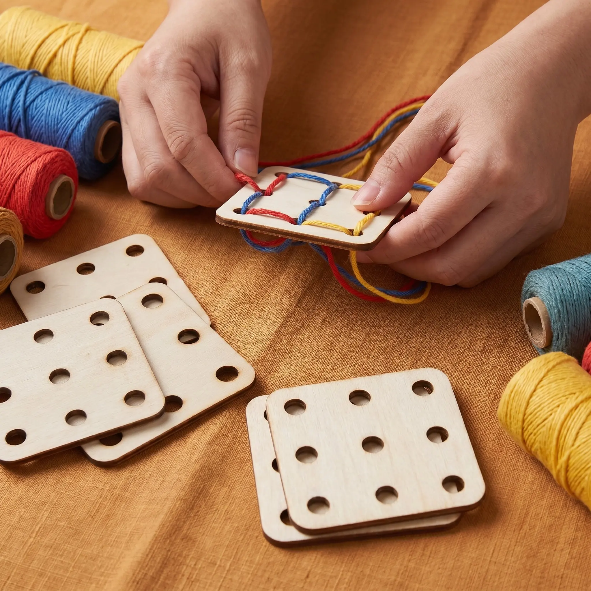 Tablet Weaving Accessories - 48 pezzi di schede quadrate in