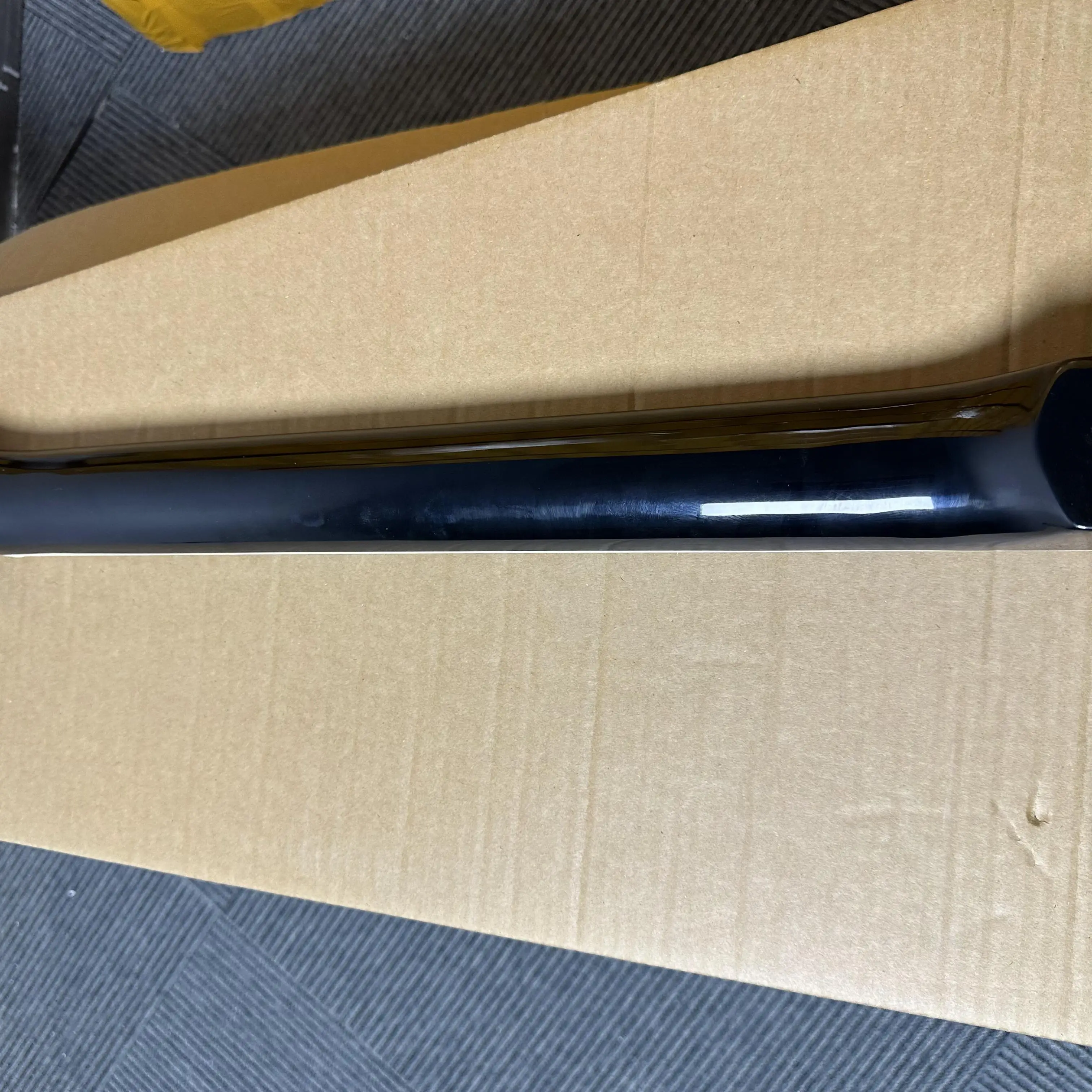 مخصص الأسود فايربيرد الغيتار الكهربائي الذهب الأجهزة الأسود Pickguard HH التقاطات شحن مجاني #4