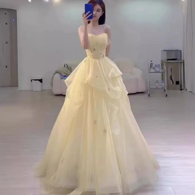 Vestido de noite amarelo para mulheres 2025, novo nicho de alta qualidade, vestido de casamento francês para adultos, princesa, formatura