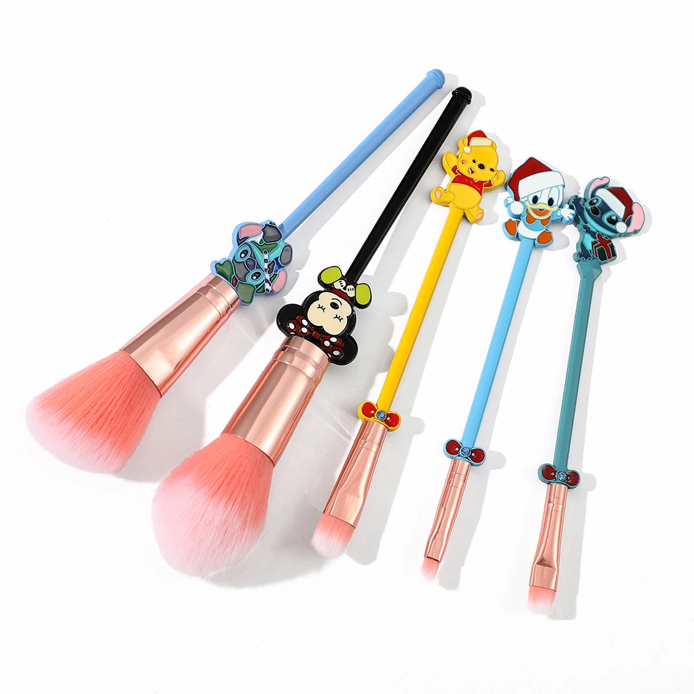 Disney-Juego de pinceles de maquillaje para mujer y niña, Set de 5 piezas, serie navideña, Mickey Mouse, Stitch, Pooh, Bear Handles, herramientas de maquillaje, regalos