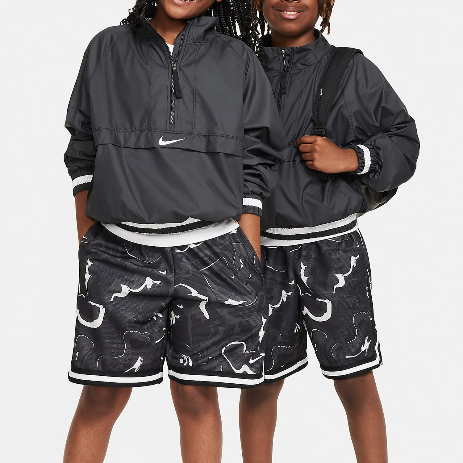 

Nike genuine New Big Boy Woven Half Zip Sport Hoodie FN8318-010