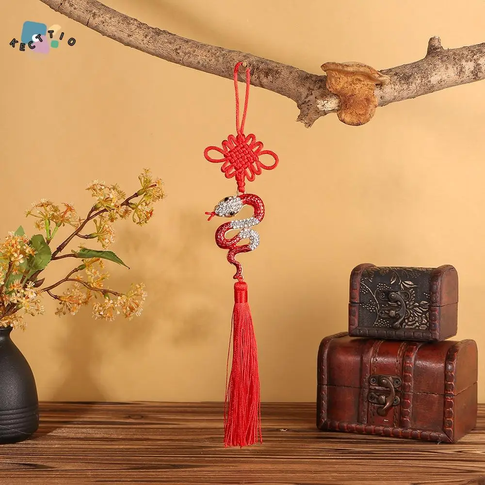 

Hanging Chinese Knot Pendant Decorative Hand Woven Car Pendant Polyester with Tassel Spring Festive Decor Pendant