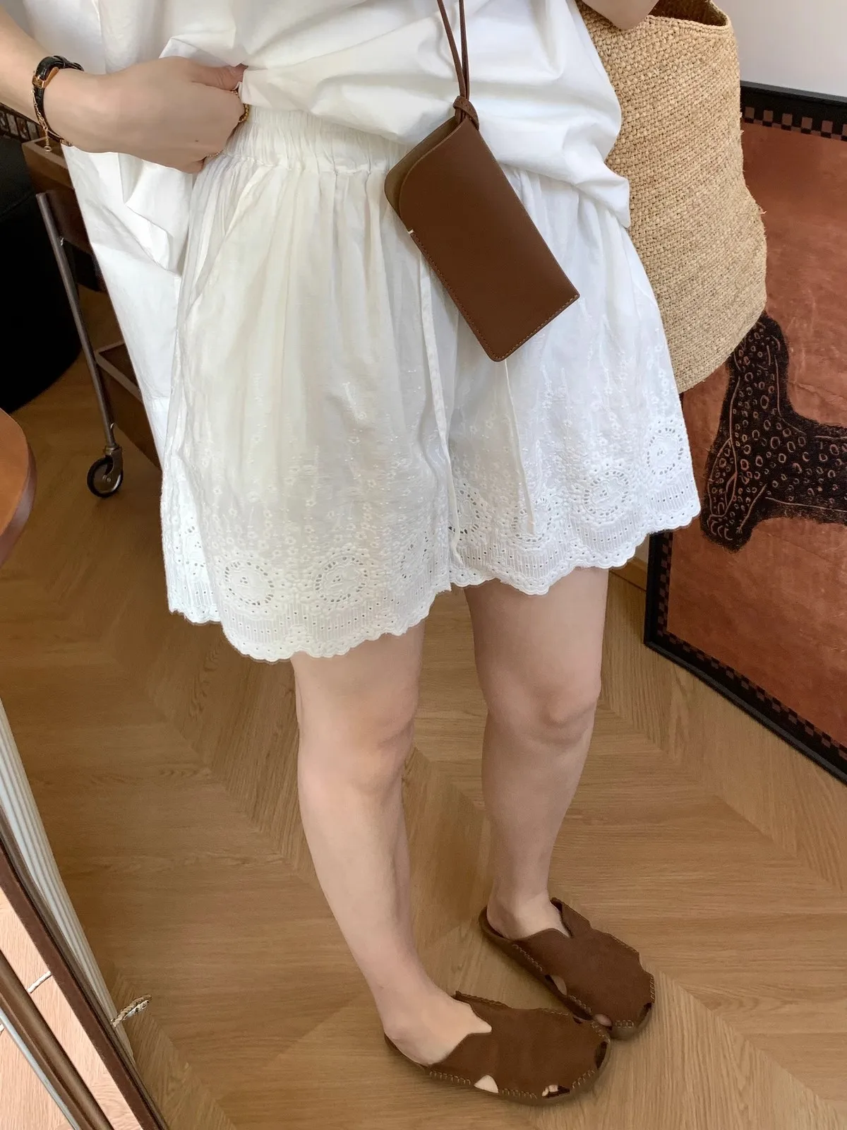 Ele Embroidered Lace Trim Wide Leg ort Pants Casual High Waist Thin Loose Fit Summer Tee-quarter Length A-line Hot Pants