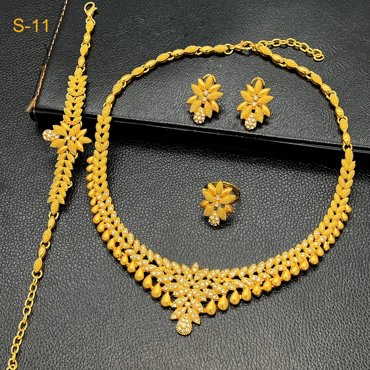 Fashion Dubai 24K Gold Color Jewelry Set for Women Nigeria Wedding Necklace Earrings Bracelet Ring Bridal Jewellry Accessories
