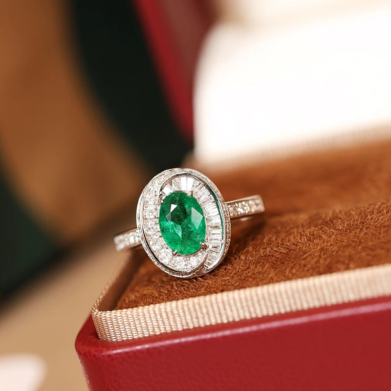 LUOWEND 100% 18K White Gold Rings Luxury Elegant Style Shiny Diamond Natural Emerald Ring for Women High Party Jewelry