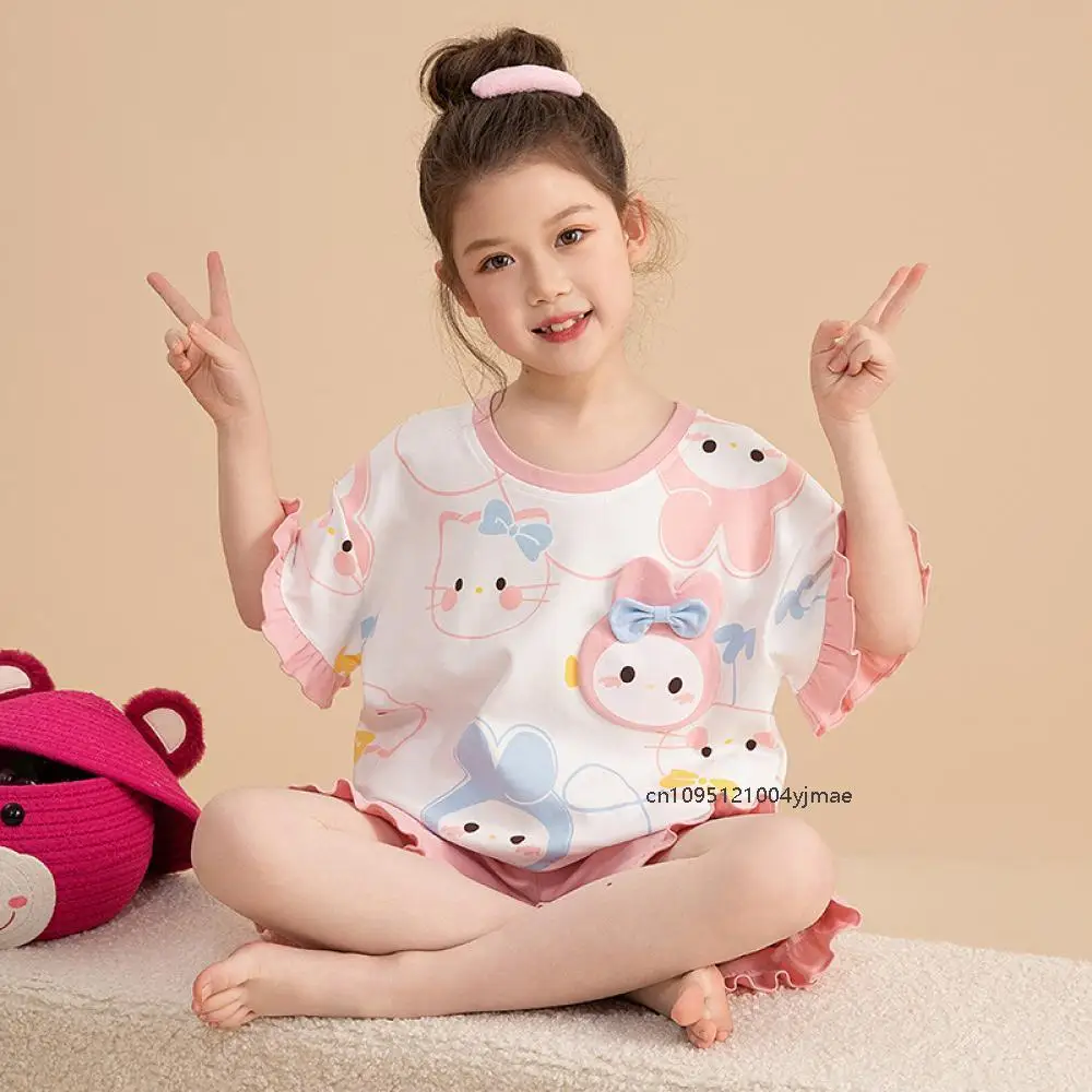 

Детские пижамные комплекты для девочек в стиле аниме «Hello Kitty», Sanrios, летняя хлопковая футболка с короткими рукавами для родителей и детей с героями мультфильмов, топы, пижамы, одежда для сна
