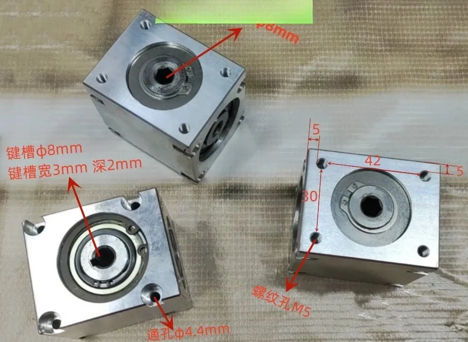 

1 to 1 small bevel gear rotator, aluminum shell small gearbox 90 degree right angle transmission reversing gearbox
