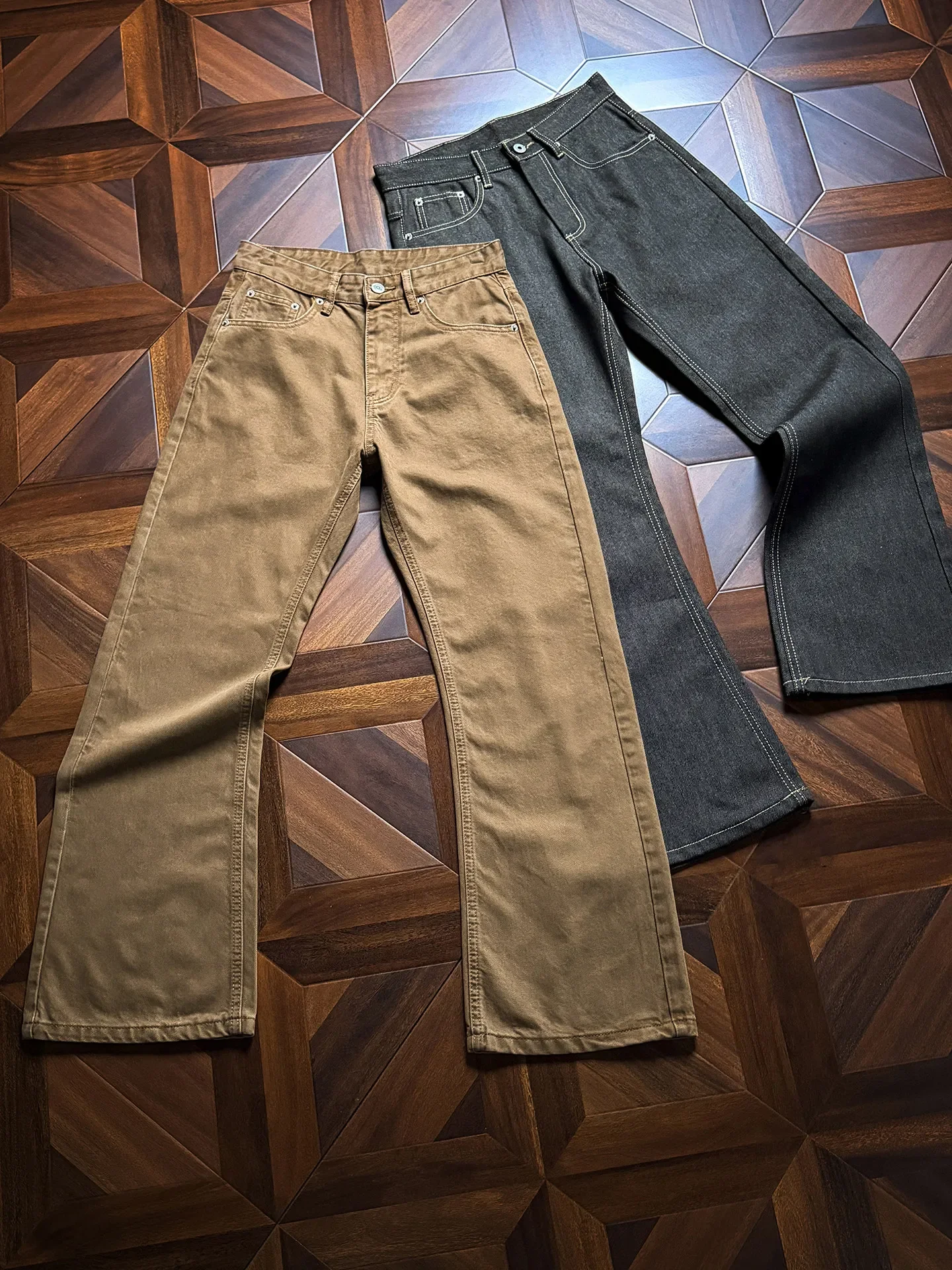 

Loose Slim 12.8 oz 646 Jeans, Modified Legs, Premium Horse Fur Brand