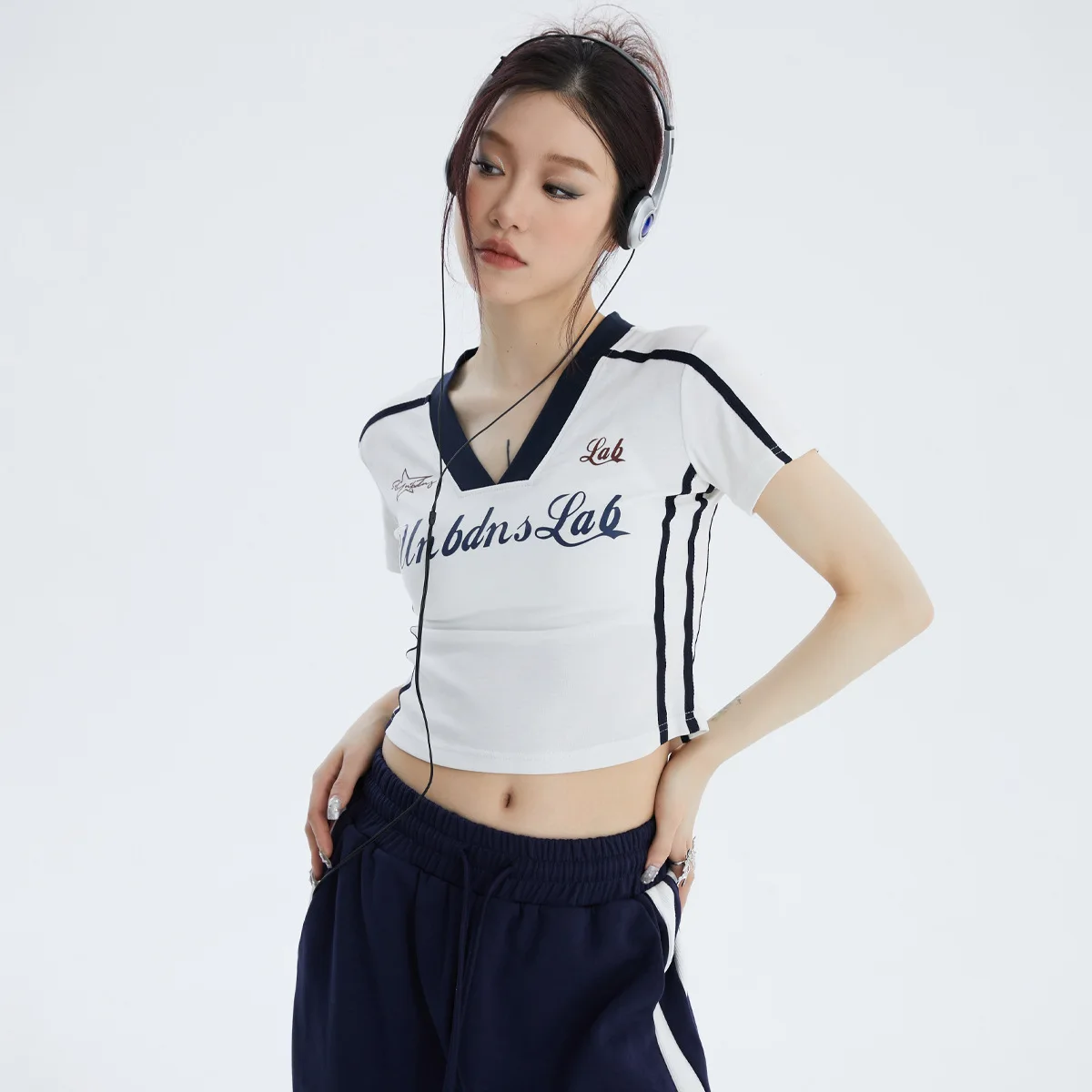 Women T-Shirt Y2k V-neck Crop Tops Tees 2024 Summer Striped Letter Print Streetwear Egirl Y2k Tees Cropped Top Grunge Clothes