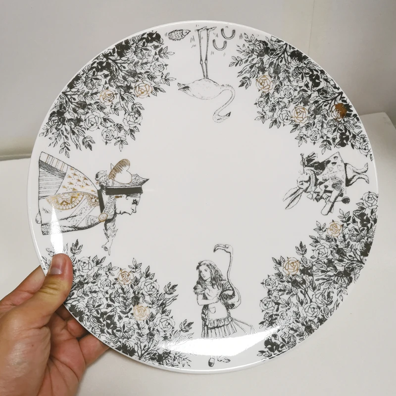 Creative fairyland ceramic plate British hand-painted illustration gold painted breakfast plate bone china Dim sum plate