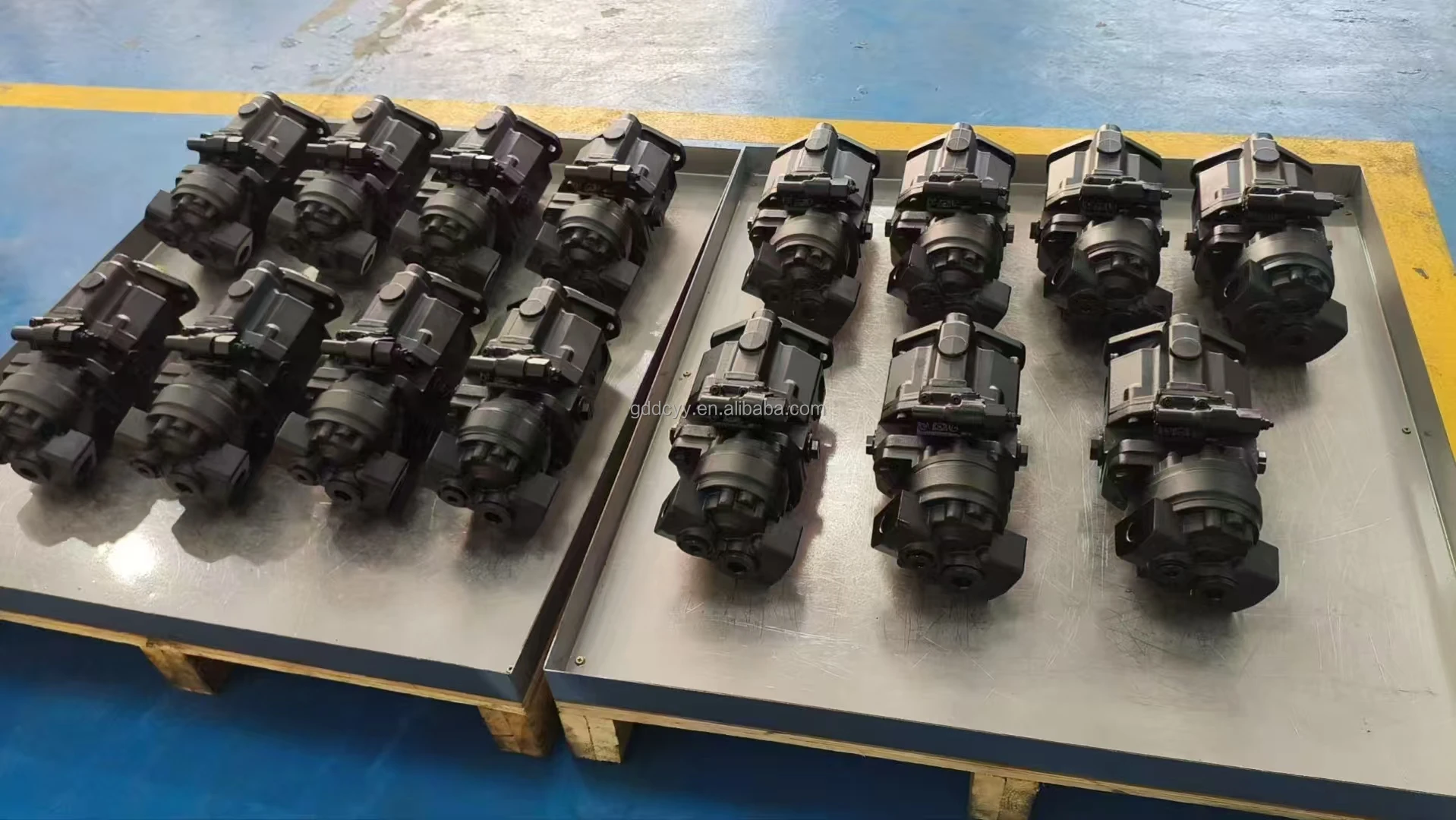 Eaton Hydraulic Pumps 70453 78453 70423 Pressure-Flow Compensated Piston Pump 70422-RAT Model