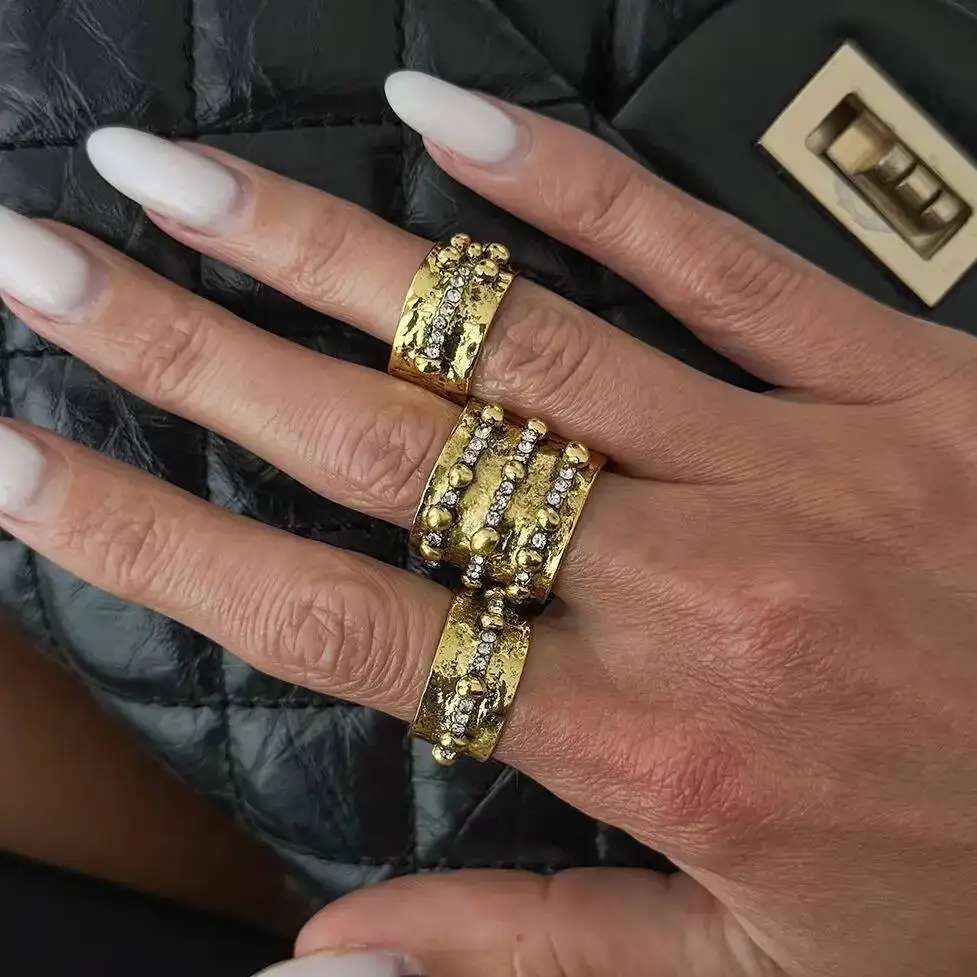 Ingemark 3Pcs Vintage Inlay Rhinestone Adjustable Open Rings Set for Women Hip-Hop Gold Color Knuckle Ring Punk Jewelry Gifts