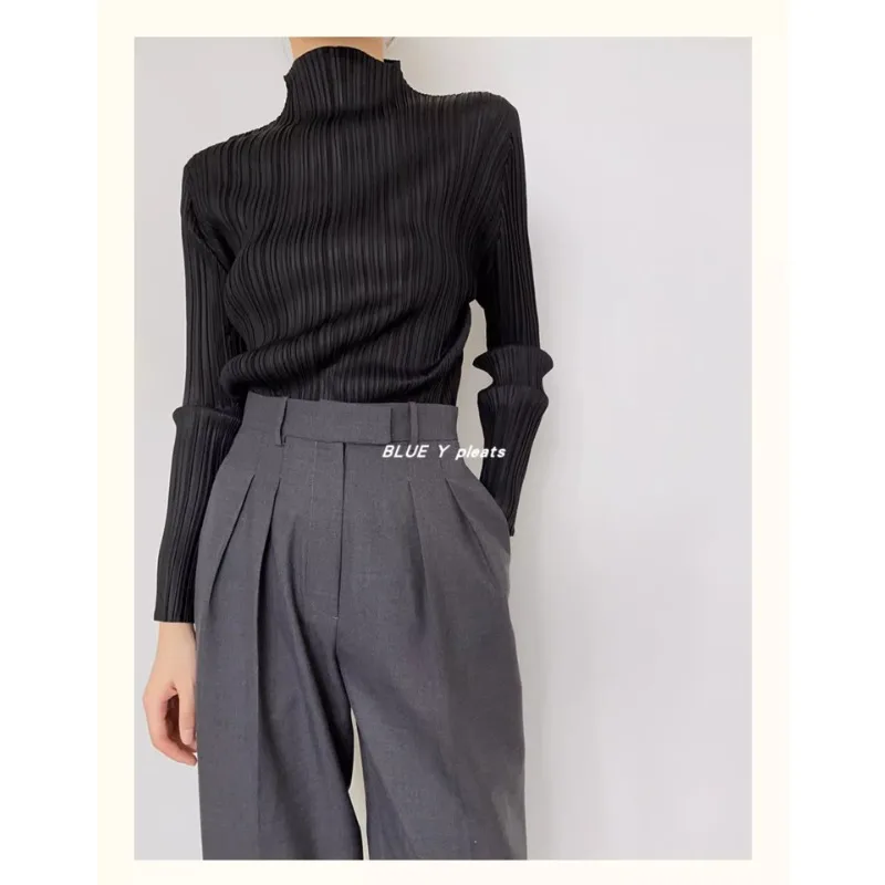 GGHK Pleated Women Long Sleeve T-Shirt Solid Color Round Neck Loose Stretch Slim Fashion Classic Design Female Tops