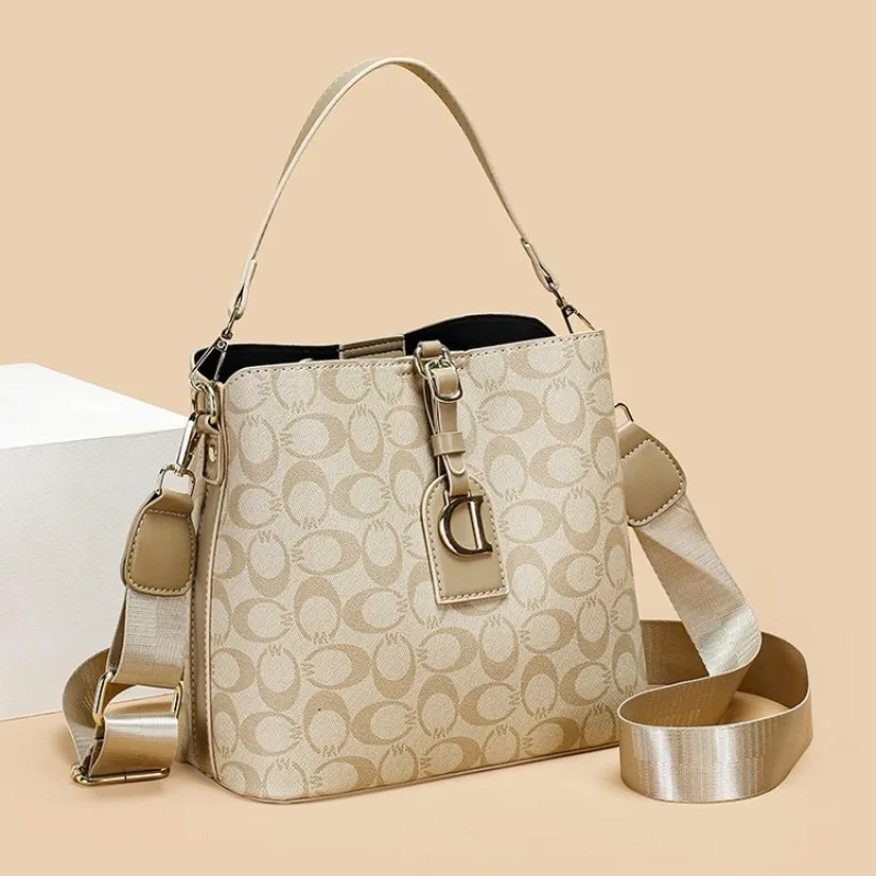 

Luxury Vegan Leather Crossbody Bag For Women Stylish Shoulder Bag Lightweight Anti Theft Design Ideal For Travel And Shopping