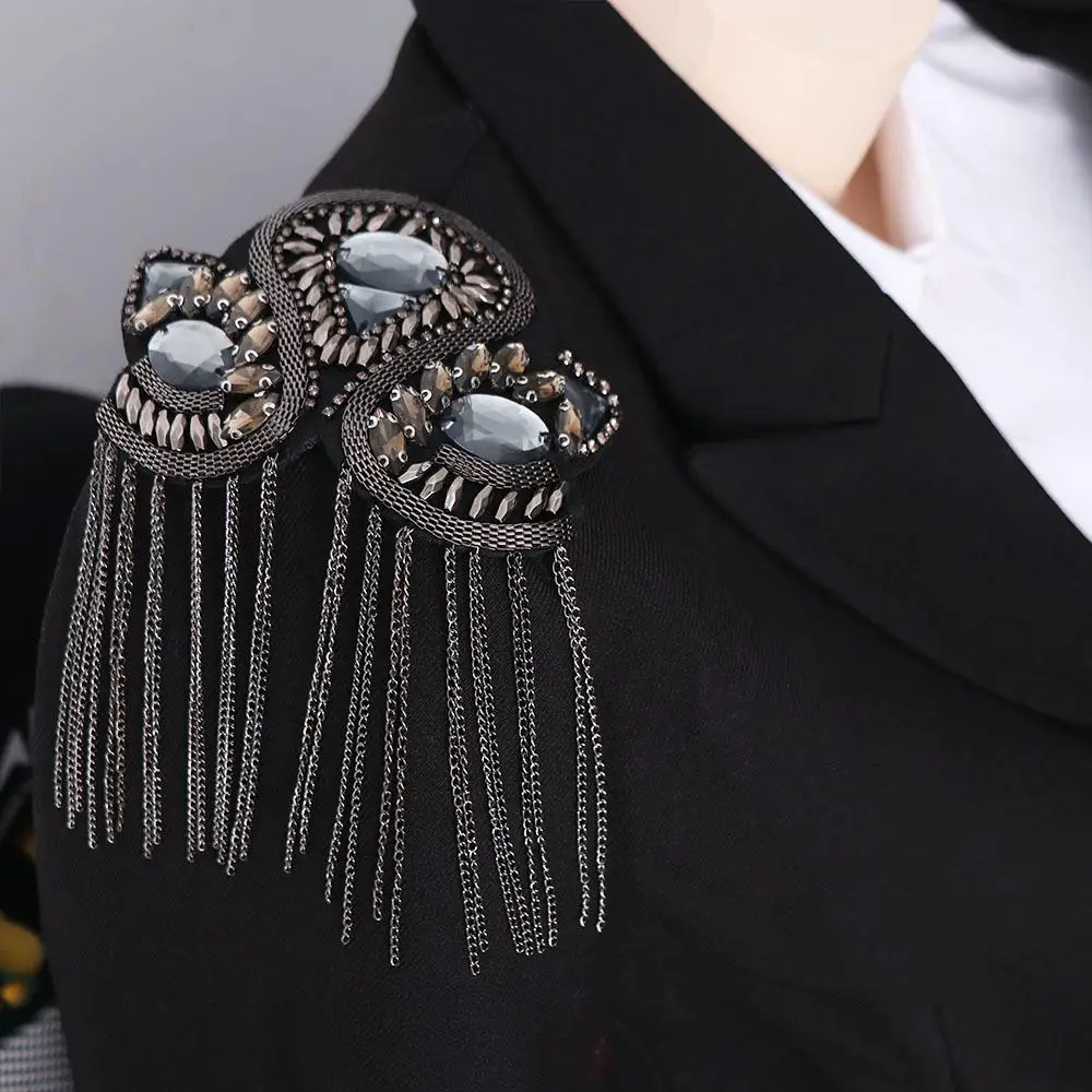 Retro Epaulets Shoulder Board Rhinestone Brooch Shoulder Flash Breastpin Pin Fringe Shoulder Mark Gift