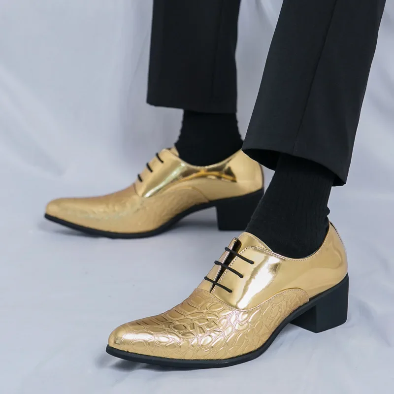 Luxury Wedding Dress Men High Heel Shoes Design Blue Man Patent Leather Shoes Party Men Pointed Toe Formal Shoes Zapatos Oxfords
