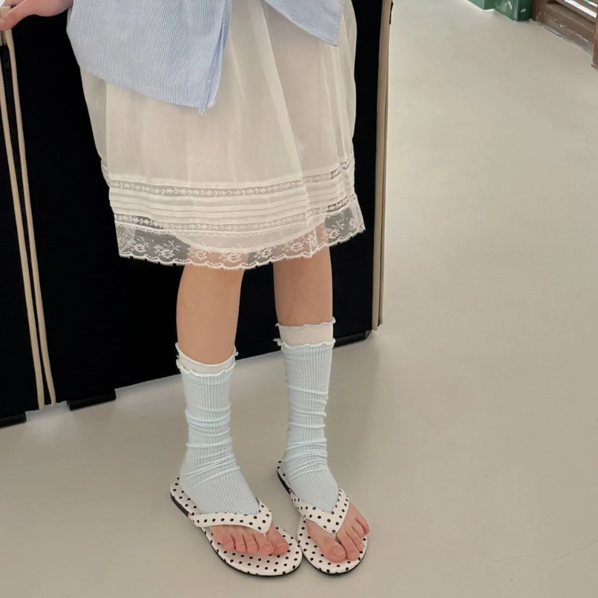 

Women's Silk Foot Socks Stylish Splicing Vesatile Simple Fashion Ribbed Leg Covers Spring And Summer Thin Breathable Calf Socks