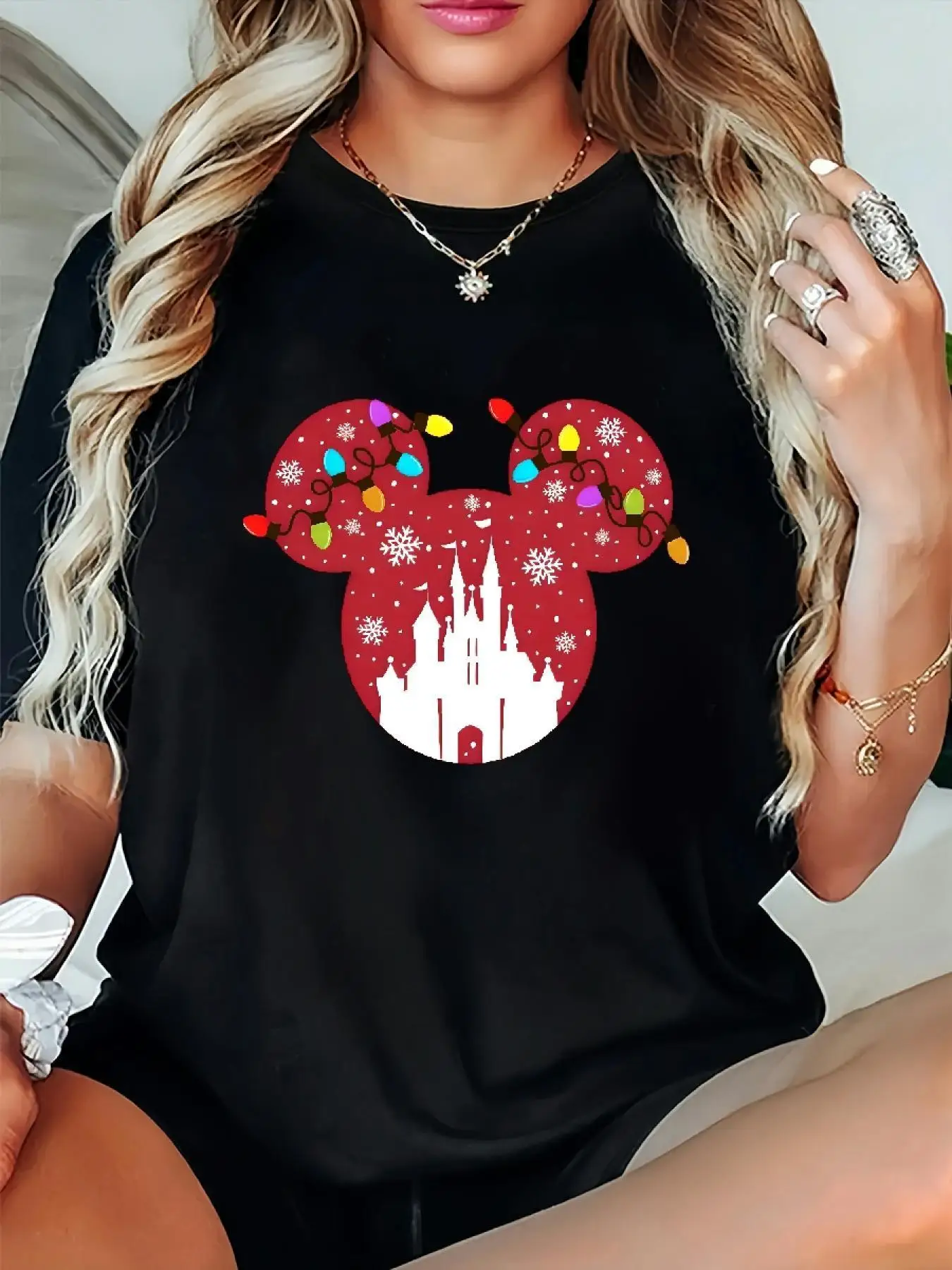 

Christmas Themed Disney Printed T-shirt, Spring and Summer Women's Casual Short Sleeved Top; Women's Round Neck T-shirt