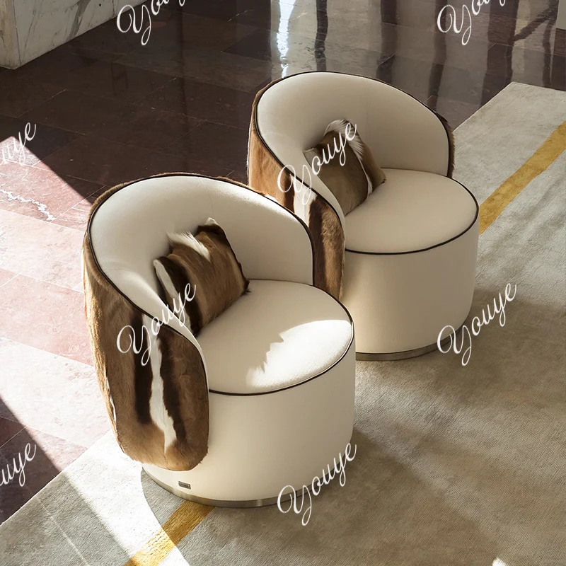 

Italian minimalist light luxury leather sofa chair living room home high-end horse fur backrest leisure chair stainless steel